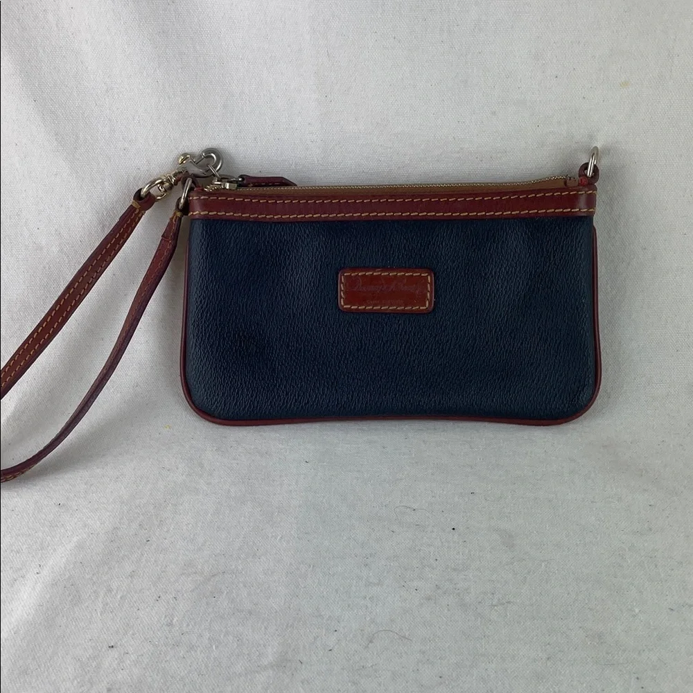 Dooney & Bourke, Inc Vintage Leather Wristlet